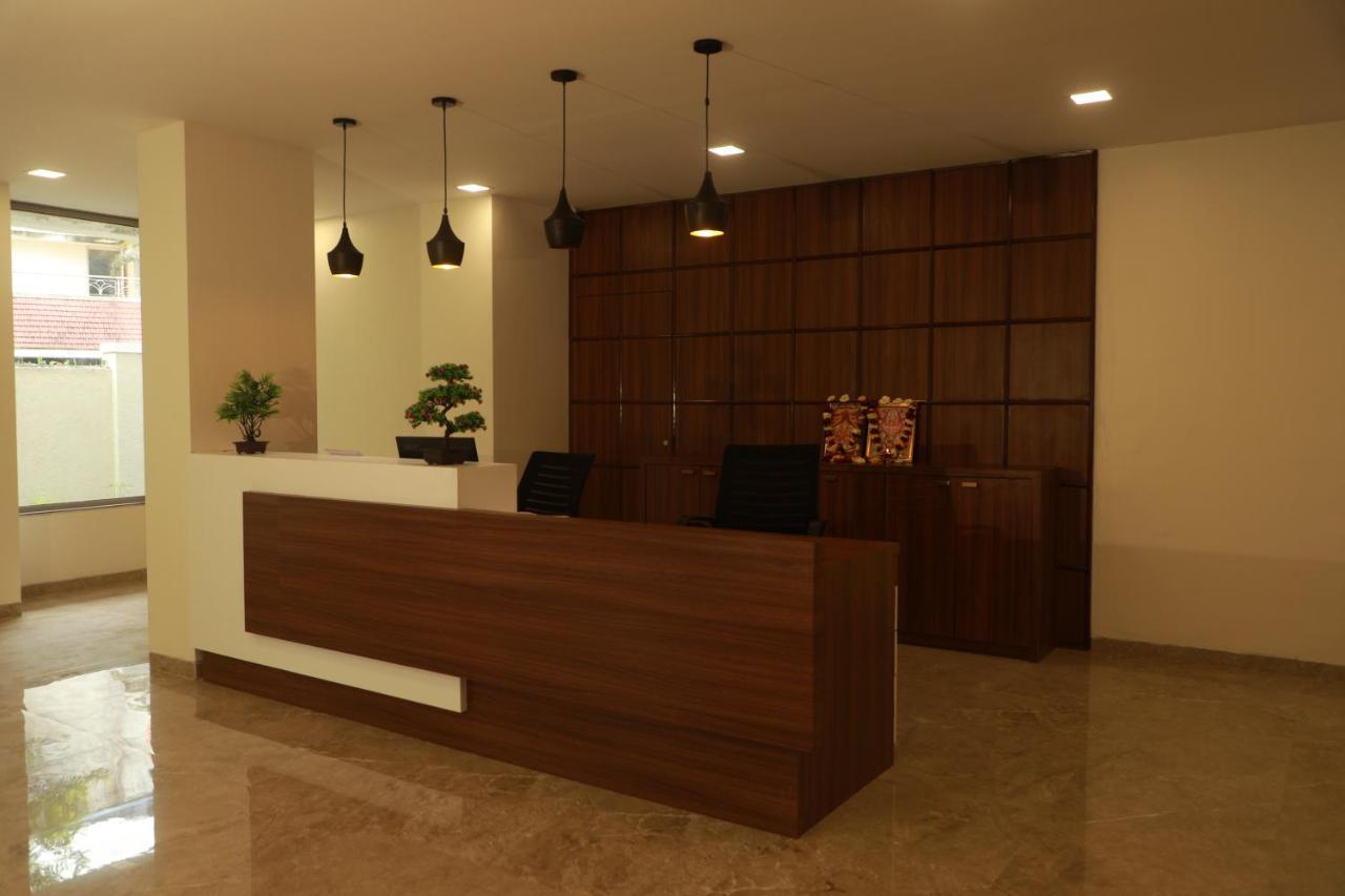 Serenity By Monarch, Baner Pune Méribel Village Exterior foto